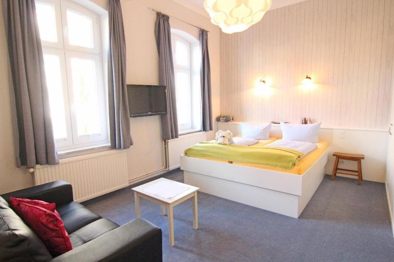 Kapitaenshaus-Lassen-Zimmer-Amistad Hotel Westerland Luaran gambar
